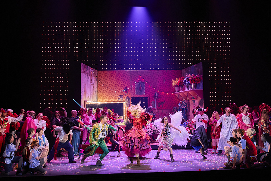 Opera Australia Dancers (photograph by Keith Saunders)